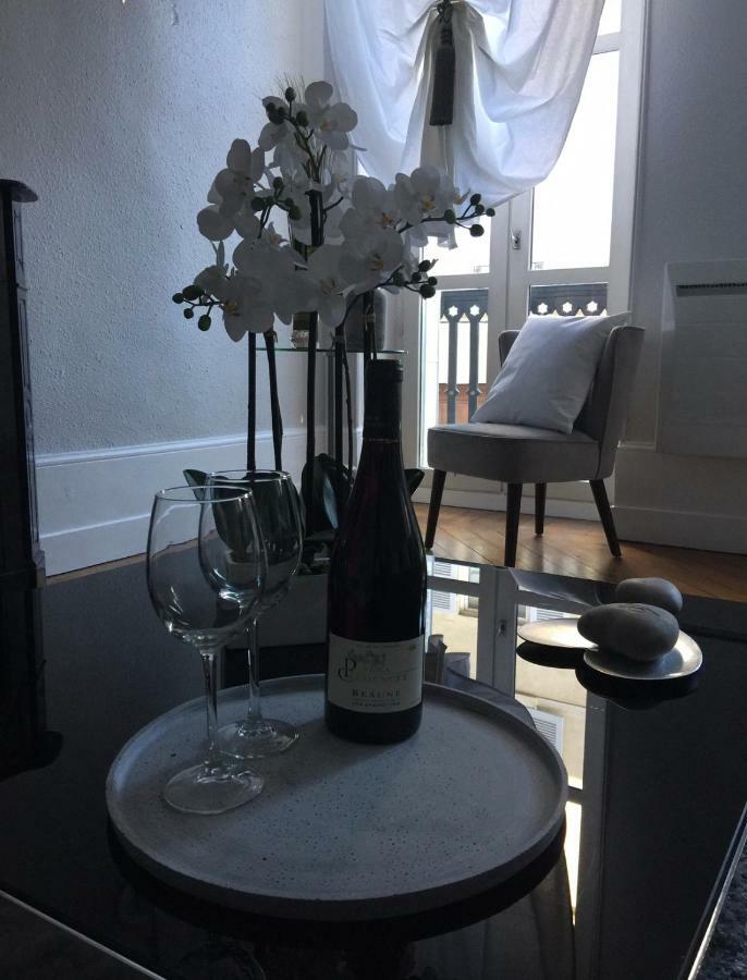 Appartement Le doux rendez-vous à Beaune  Extérieur photo